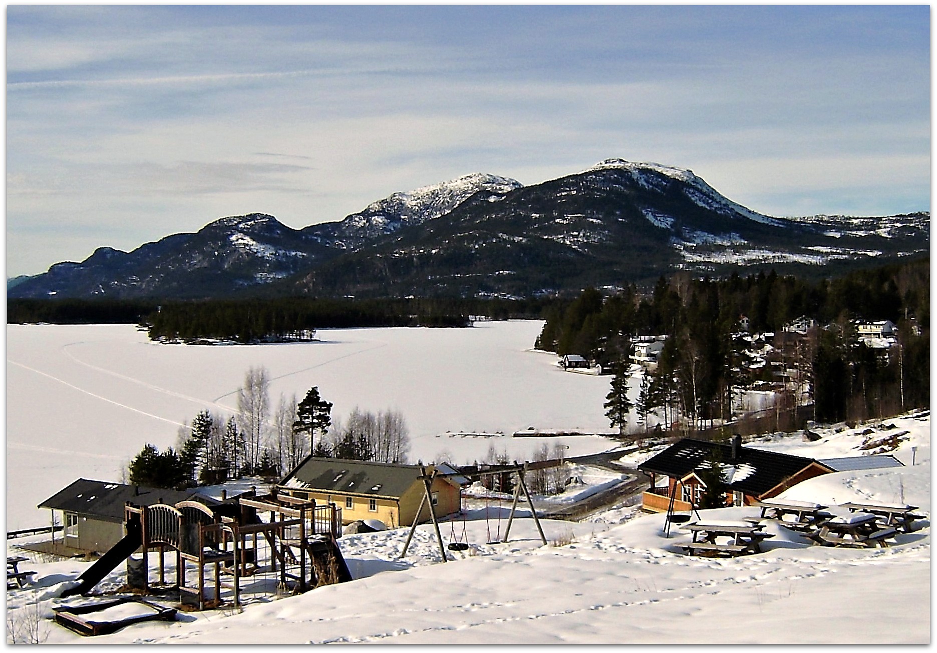 Skiing Tips-Holiday in Vraadal With Beautiful Nature and Nice People